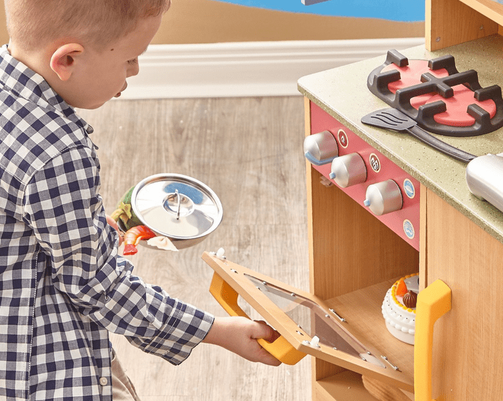9 Best Wooden Kitchen Playsets Reviews | Being Like