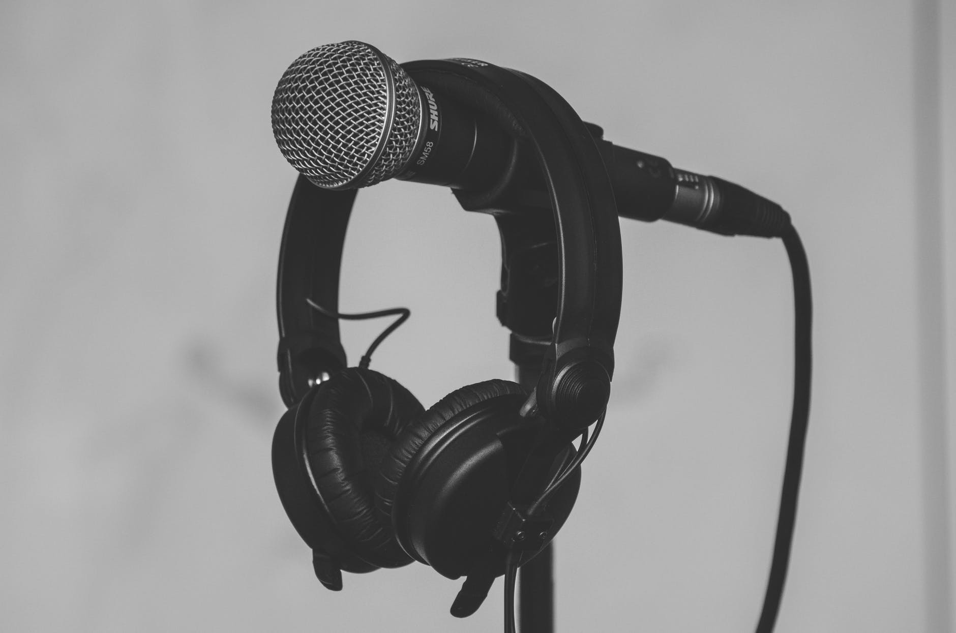 7 Must-Have Equipment for Your Home Recording Studio