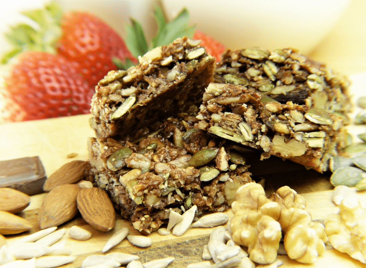 Nutty protein bars