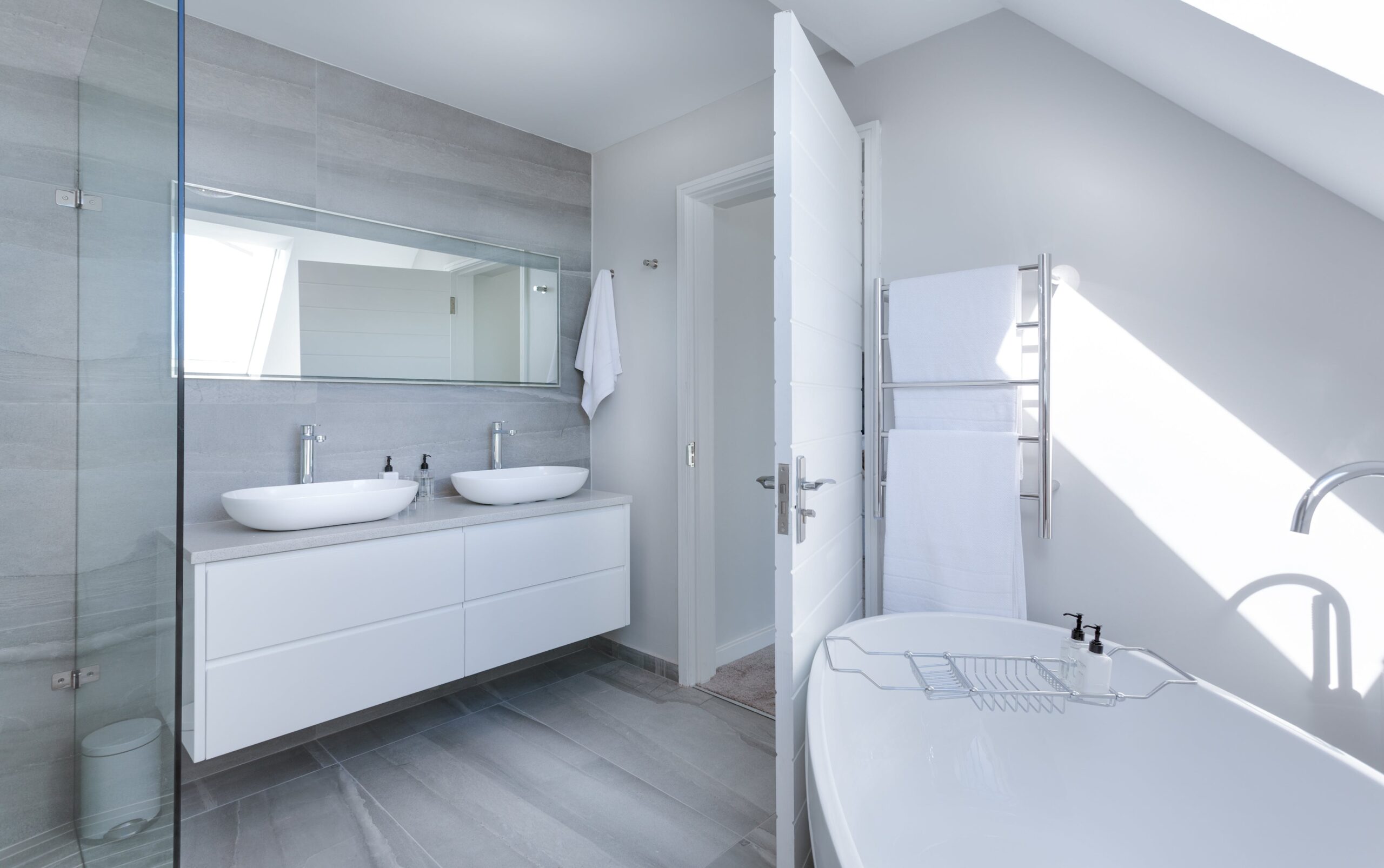 Revamp Your Bathroom Space with Top-notch Handyman Services in Fargo
